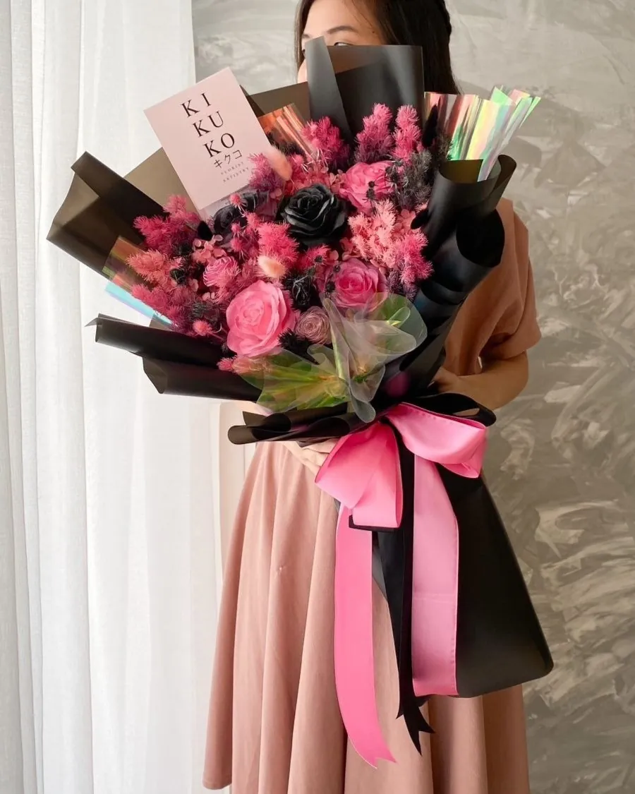 La'Lisa Bouquet