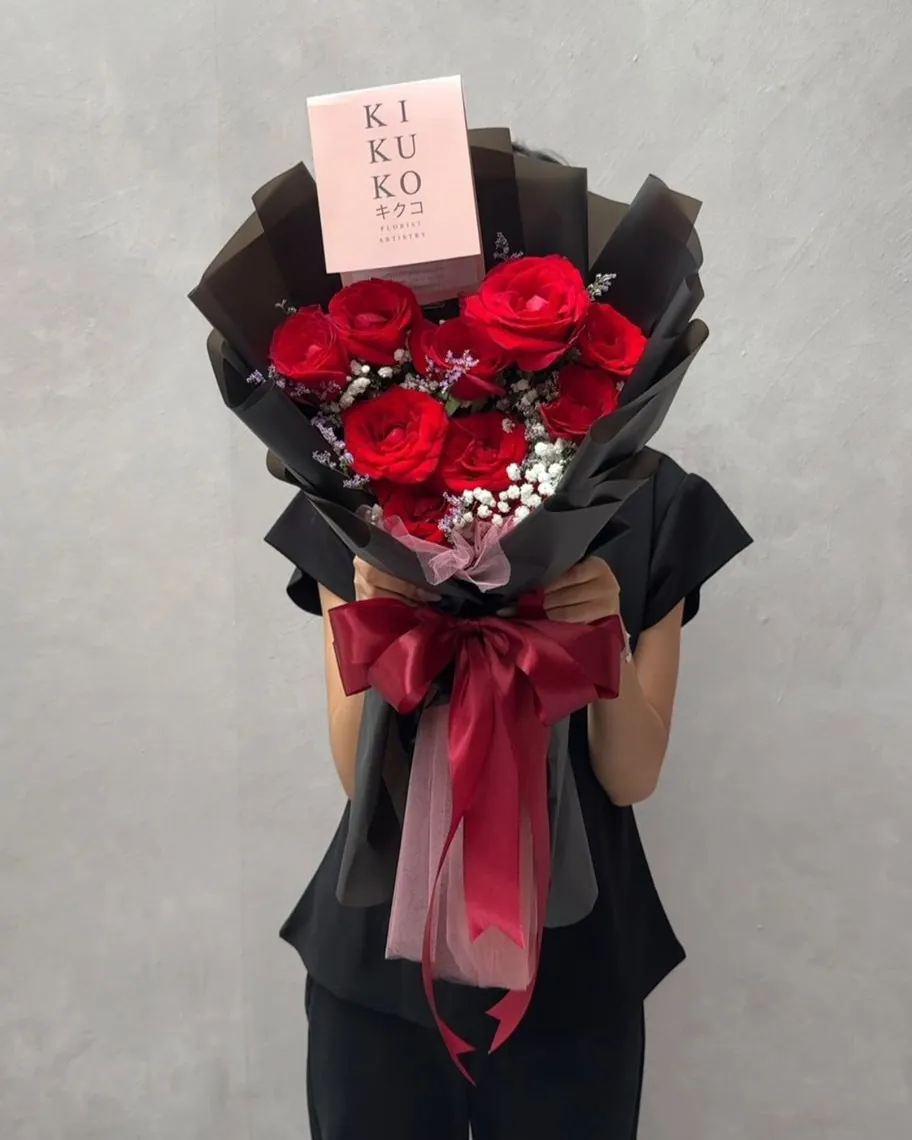 Petite Classic Red Bouquet