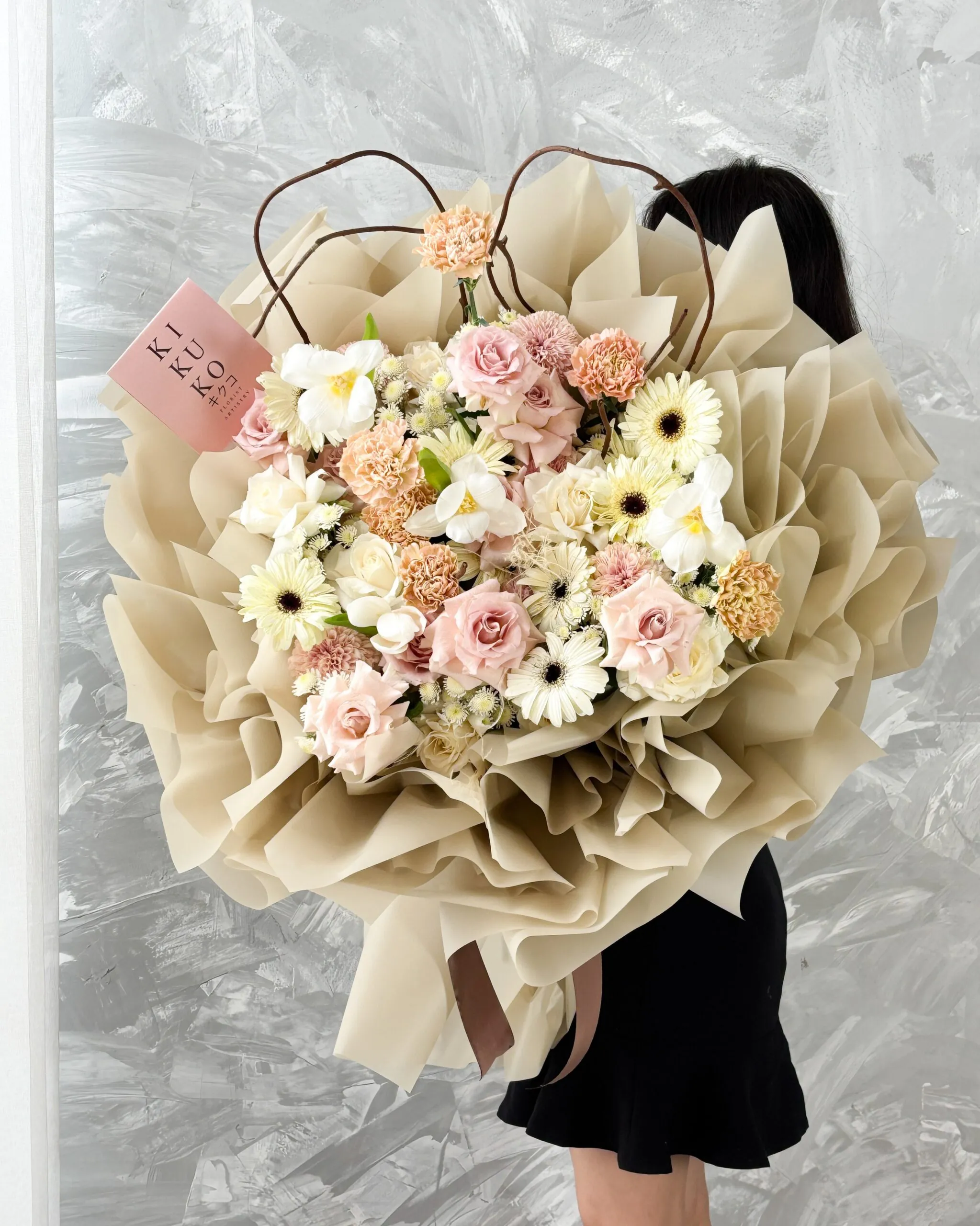 Rhea Bouquet