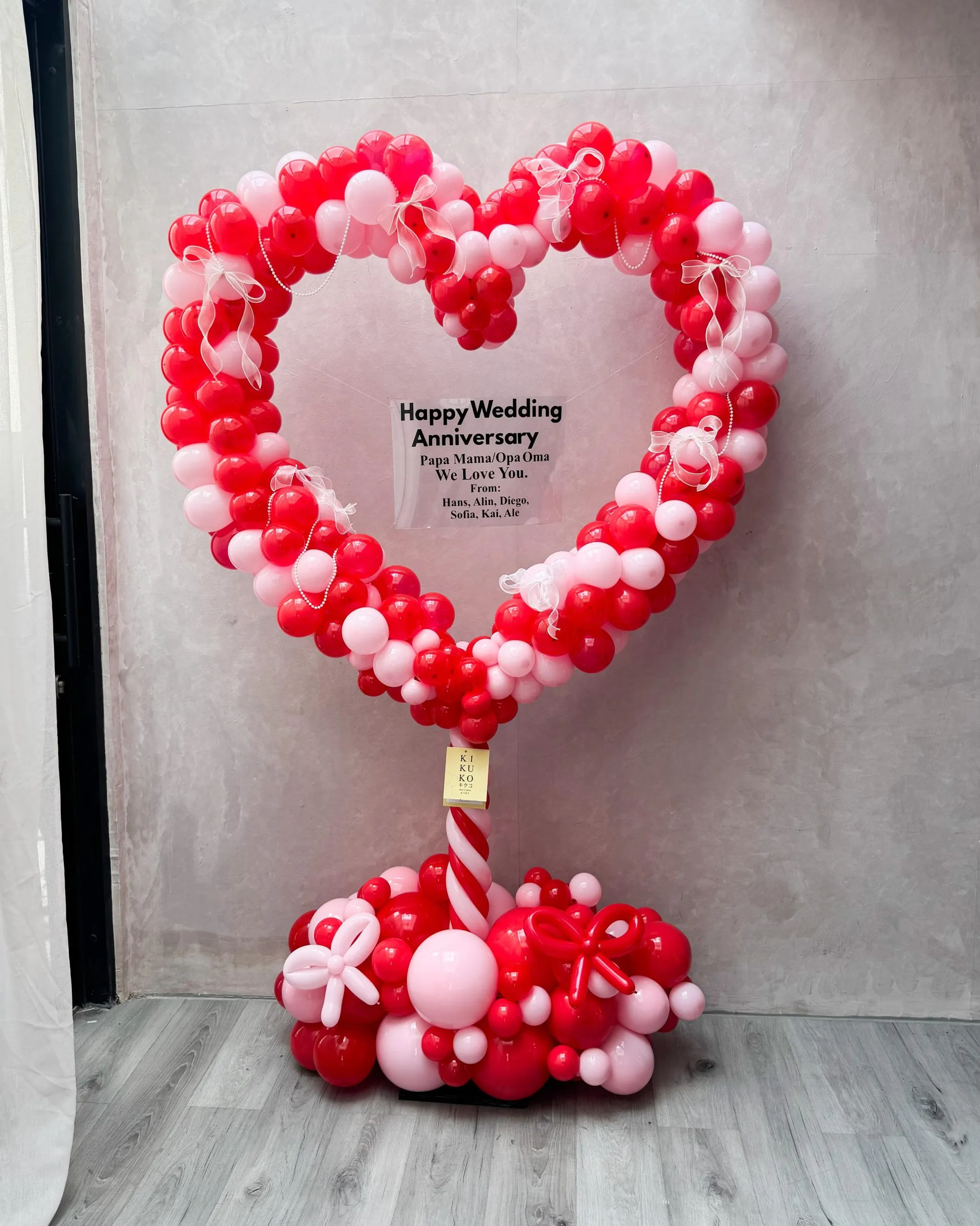 Mega Standing Love Balloon - Image 2
